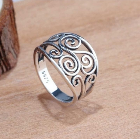 - Jewelry - Sterling Silver Filigree Scroll Statement Ring